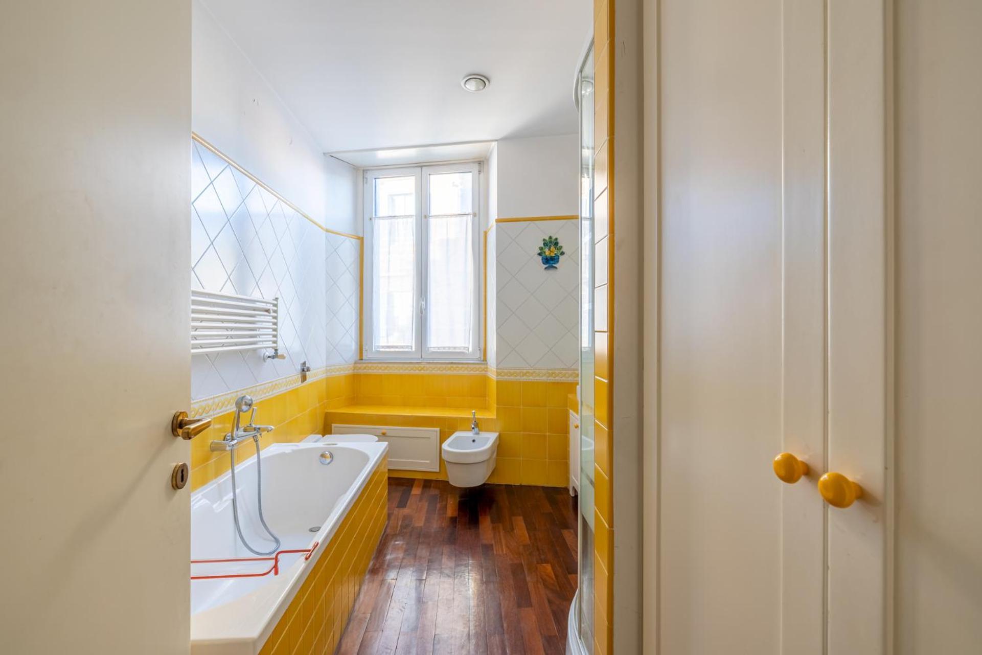 Apartamento New Trastevere Home: Big, Elegant, Comfy Roma